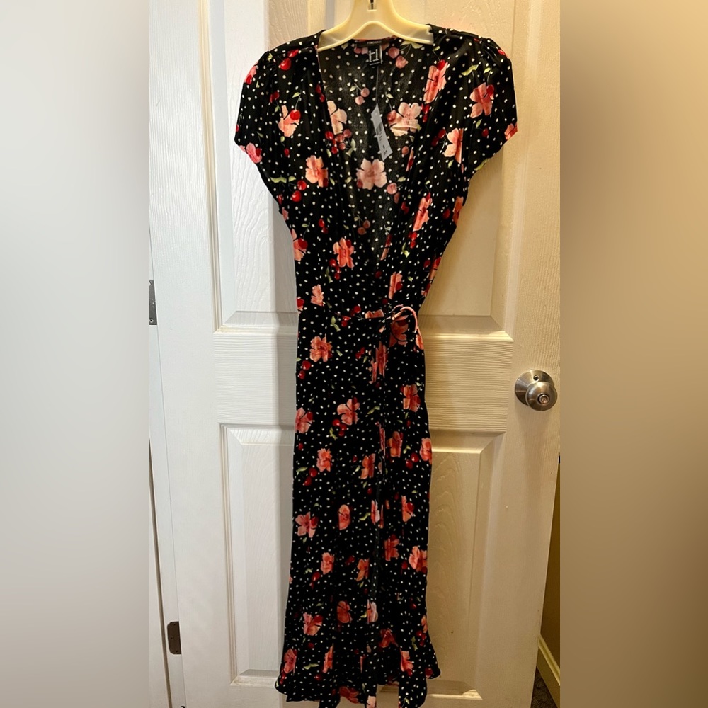 Forever 21 floral wrap dress